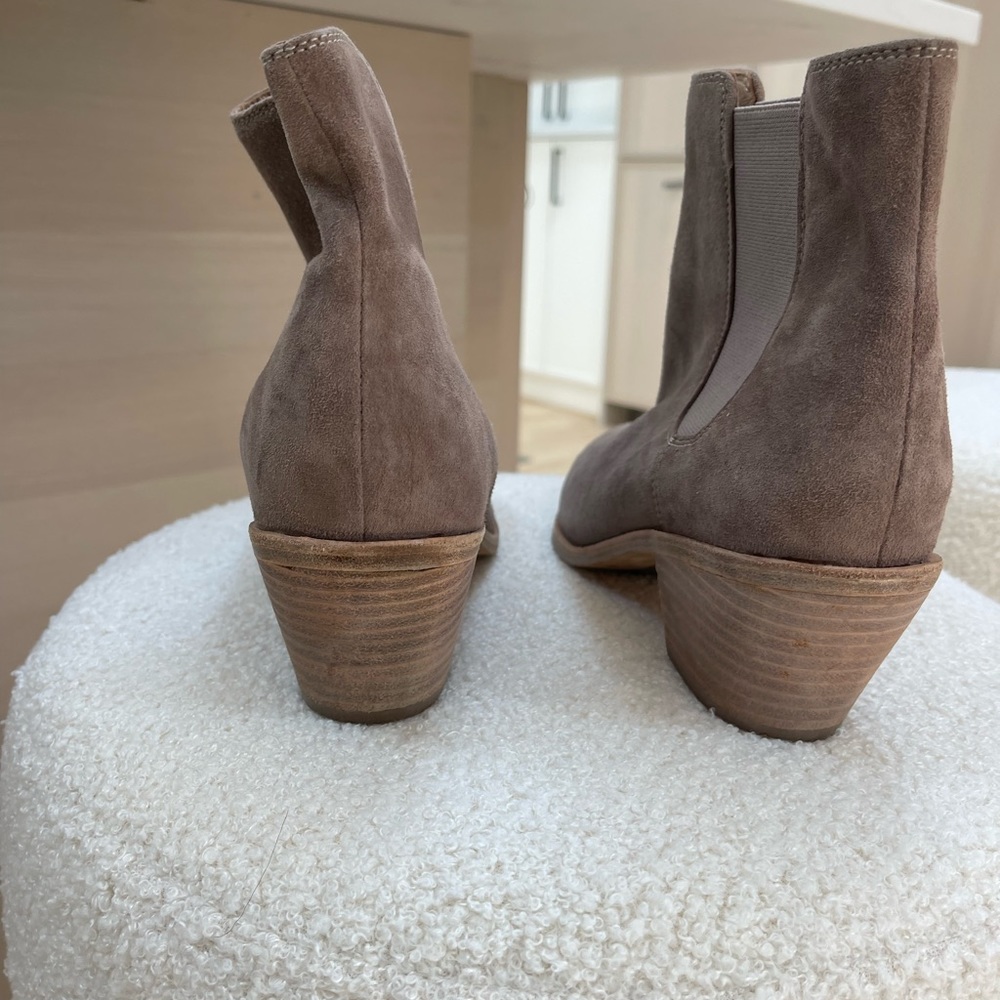 Kenneth Cole - Picture 11 of 11